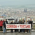 Première action menée par le Collectif Auvergne Anti Corrida, le 8 mai