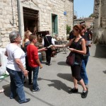 Tractage à la foire artisanale de St Marcel d’Ardèche (07), le 14 mai